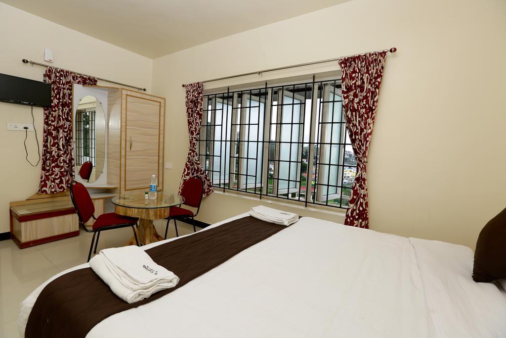 Hotel Al Woodlands Residency Udagamandalam Exterior foto