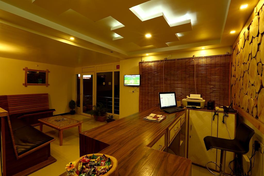 Hotel Al Woodlands Residency Udagamandalam Exterior foto